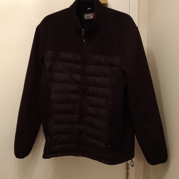 Lightweight size L down jacket - Picture 1 of 5